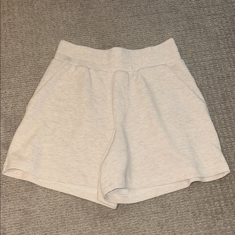 Carbon38 Ivory Heathered Soft Shorts